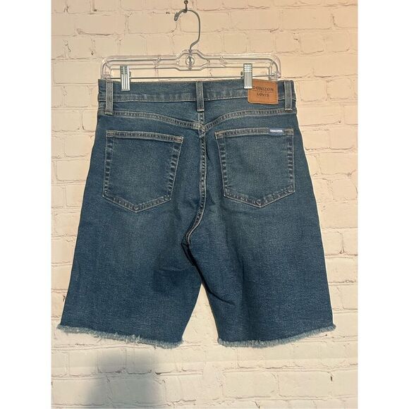 Denizen Cut Off from Levi’s Women’s Denim Shorts – Size 4 - Picture 2 of 3